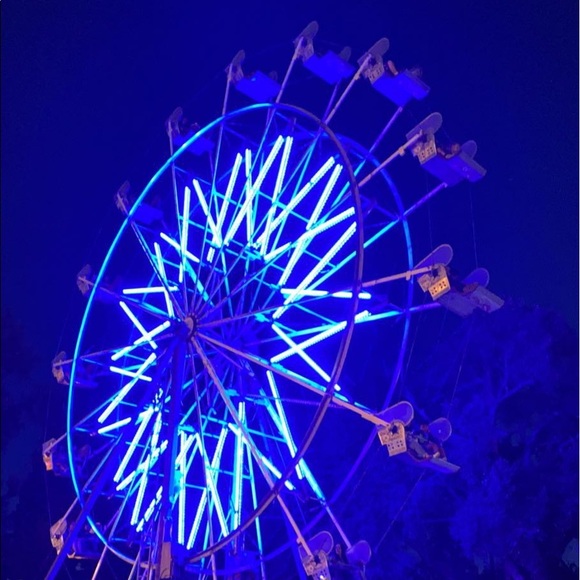 Profile Picture of Ajanee Josephine (@ajaneelma) on Poshmark