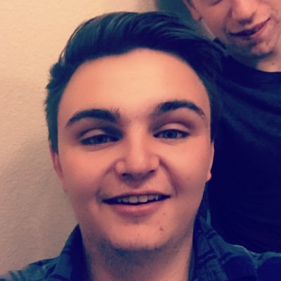 Profile Picture of John Bitty Walsh (@IttyBittyBang) on Twitter