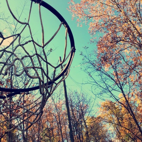 Profile Picture of Aleena Deese (@aleenadeese_23) on Poshmark