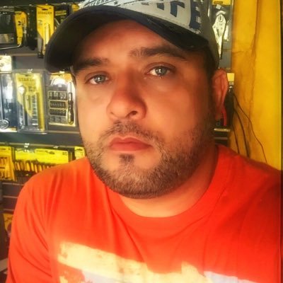Profile Picture of Randall Torres (@randalltq) on Twitter