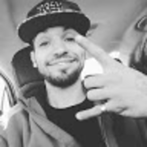 Profile Picture of Robert Potter (@imeanitbayarea) on Poshmark