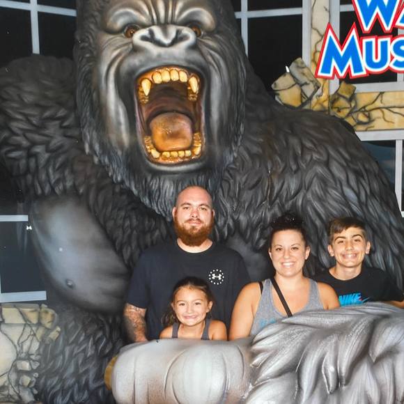 Profile Picture of Kristyn Ditzler (@kditzler89) on Poshmark