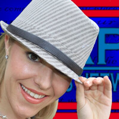 Profile Picture of Kate Everett (@DAPsKate) on Twitter