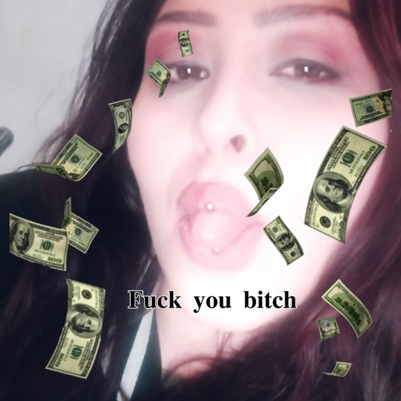 Profile Picture of Amanda Ros (@amandaros91) on Poshmark