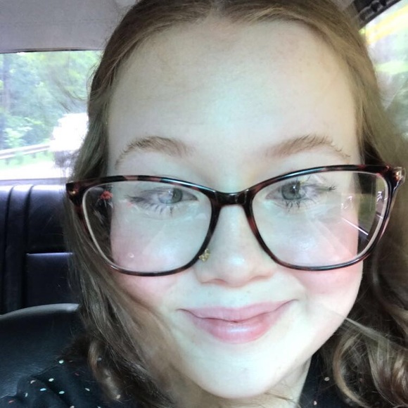 Profile Picture of Audra Keener (@audrakeener) on Poshmark