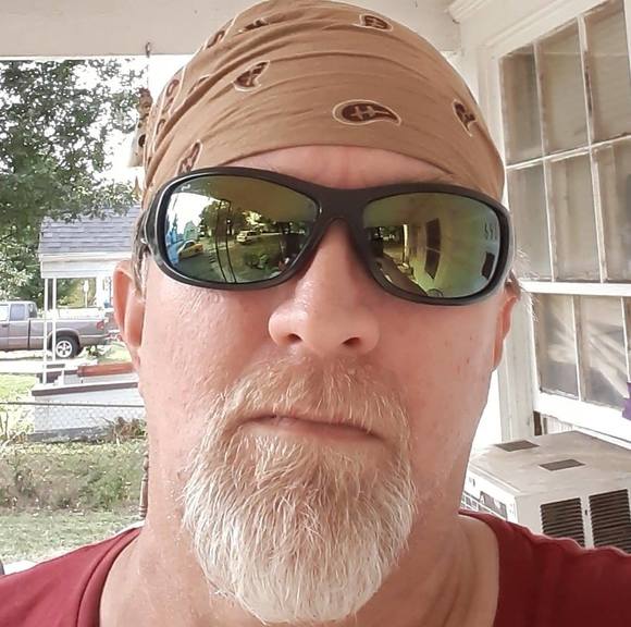 Profile Picture of Joe Barnes (@joebarnes509) on Poshmark