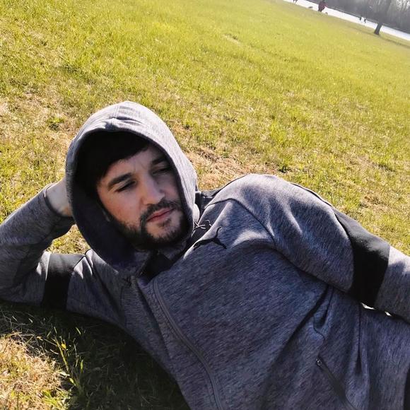 Profile Picture of Sergiu Ciobanu (@sergiuciobanu) on Poshmark