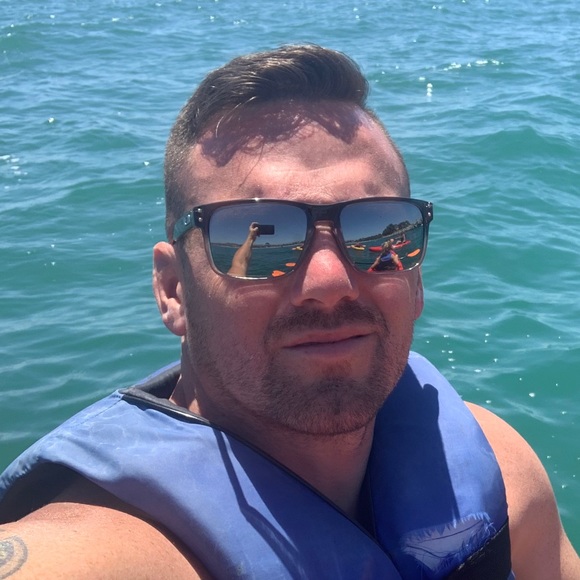 Profile Picture of Peter Coleman (@petercoleman828) on Poshmark