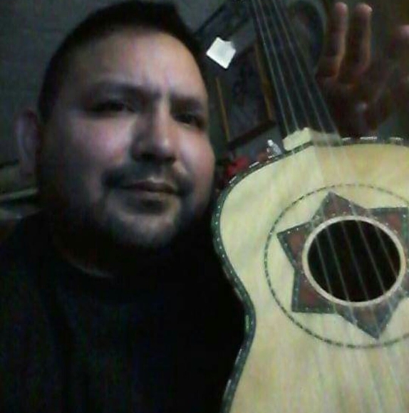 Profile Picture of Joey Mejia (@mjoemejia) on Poshmark