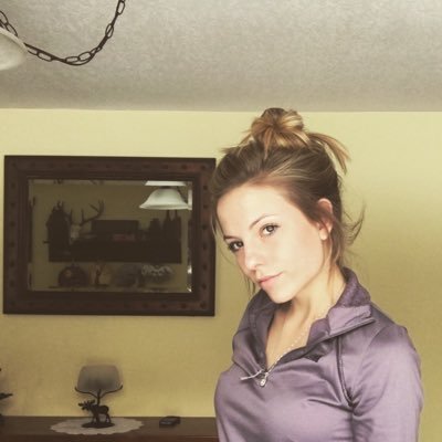 Profile Picture of Jessica Poulin (@jpoulin97) on Twitter