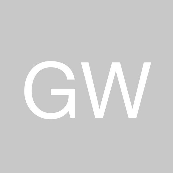 Profile Picture of Gerardo Weihs (@gweihsn) on Poshmark