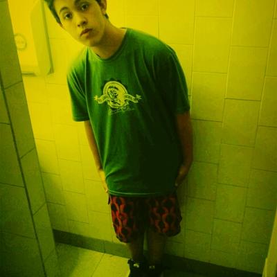 Profile Picture of Ariel Salazar (@arielsalazar129) on Twitter