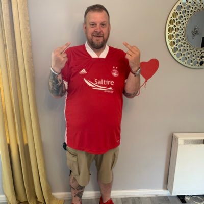 Profile Picture of Terry Mitchell (@Tel_boy78) on Twitter