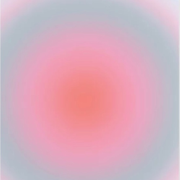 Profile Picture of Lisa Gillespie (@blue_skyx5967) on Poshmark