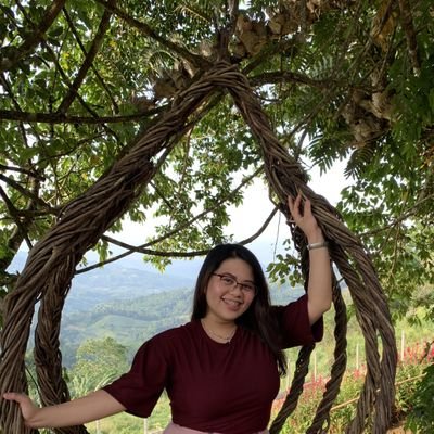 Profile Picture of Cherry ✰•° (@queenslaychele) on Twitter