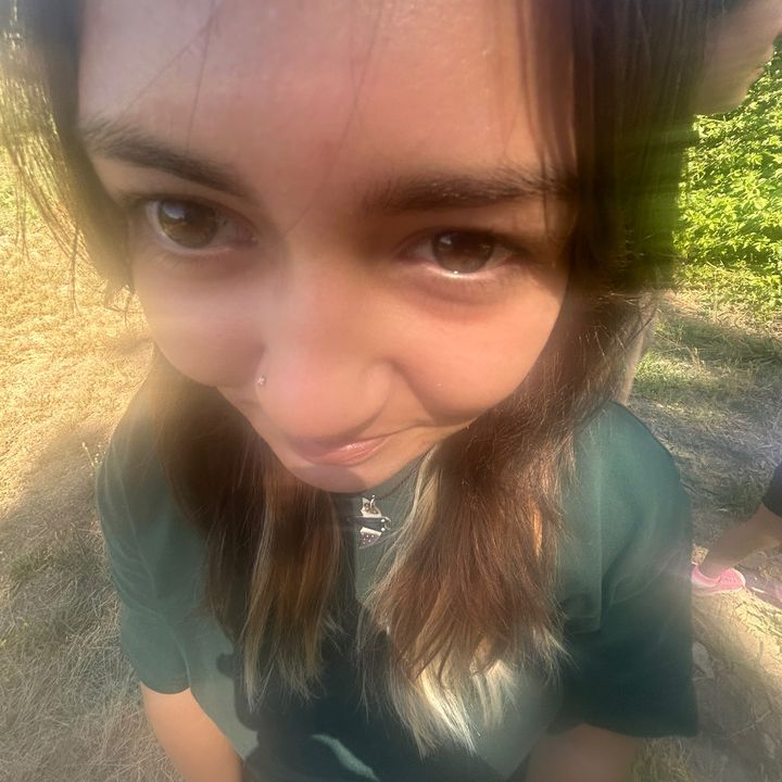 Profile Picture of Elyssa🦧 (@nutter_butterrr) on Tiktok