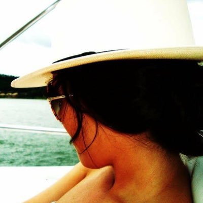 Profile Picture of Melissa Andrade (@bemelissa1) on Twitter