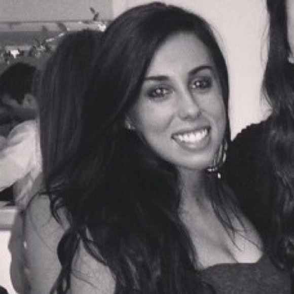 Profile Picture of Miranda Ziemba (@mziemba) on Poshmark
