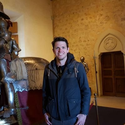 Profile Picture of David Pickup (@Footyglot) on Twitter