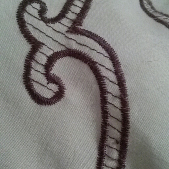 Profile Picture of Karen Vorse (@karen123blessed) on Poshmark