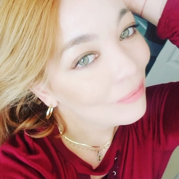 Nancy Tortoriello - Poshmark Profile Picture of Nancy Tortoriello (@ntortoriello) on Poshmark