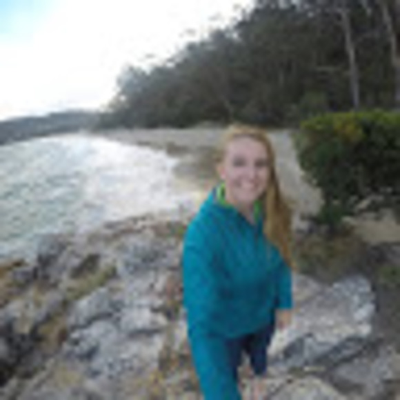 Profile Picture of Kaitlin Casey (@kaitlincasey18) on Poshmark