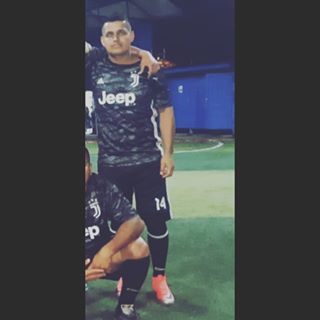 Profile Picture of Julian Jr Valenziia (@adler.julian.92) on Facebook