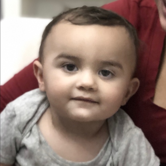 Profile Picture of William Alicea (@williamalicea) on Poshmark