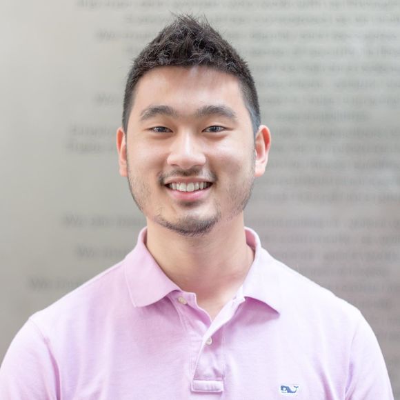 Profile Picture of Jonathan Hao (@jonathan83929) on Poshmark