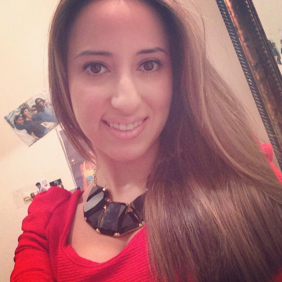 Profile Picture of Ghazaleh Shamtoob (@sarashamtoob) on Poshmark