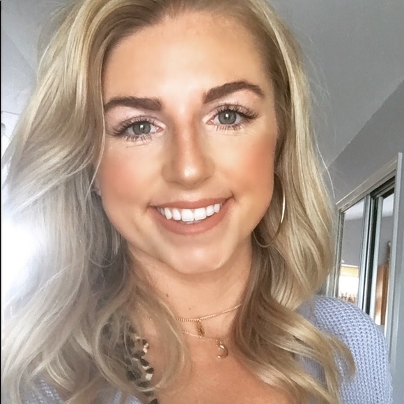 Profile Picture of Jordan Vanriper (@jordanvanriper) on Poshmark