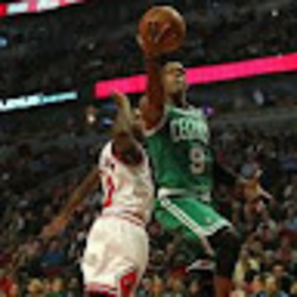 Profile Picture of Sam Vilbaum (@samvilbaum) on Poshmark