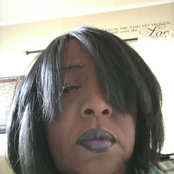 Profile Picture of Debra Knight (@debraknight1) on Poshmark