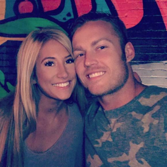 Profile Picture of Kortnei Bruza (@kortneibruza) on Poshmark