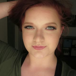 Profile Picture of Dahlia Wright (@dahliacmakeup) on Instagram