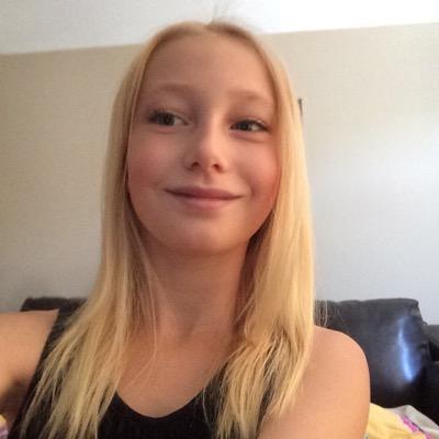 Profile Picture of Paige Keating (@paigee200) on Twitter