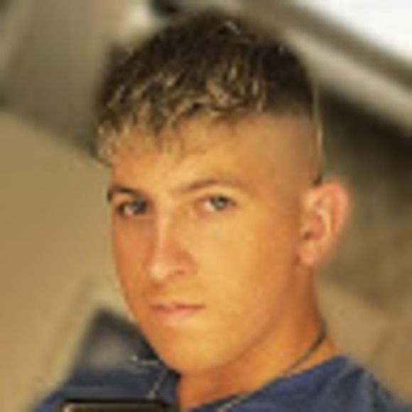 Profile Picture of Isaac Machesky (@isaacmachesky) on Poshmark