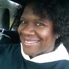 Profile Picture of Michele Emory (@Chelemory) on Twitter