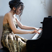 Profile Picture of Liv Clementine (@livclementine1013) on Youtube