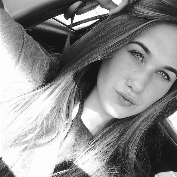 Profile Picture of Paige Kirby (@pkirby1) on Poshmark