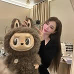 Profile Picture of Cuiting Chen (@Cuiting.Chens) on Facebook