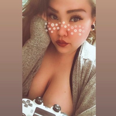 Profile Picture of Moody Panda (@Jade66196808) on Twitter