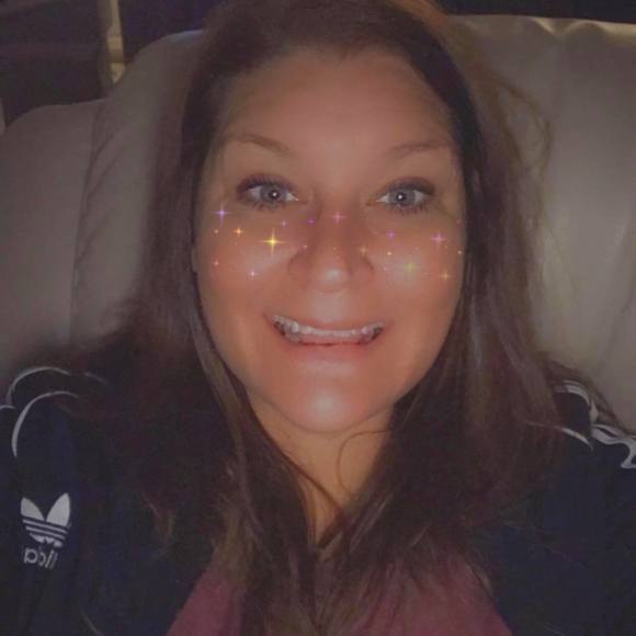 Profile Picture of Sasha Cabrera (@scabre60888) on Poshmark