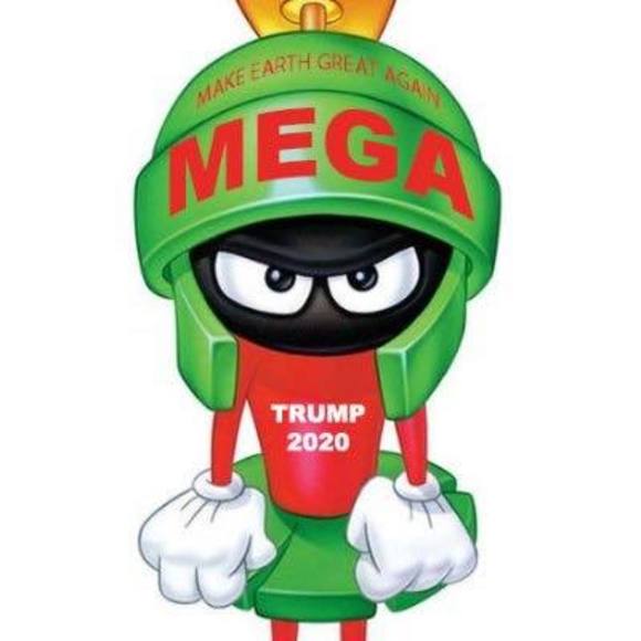 Profile Picture of Rene' Clark (@reclark59) on Poshmark