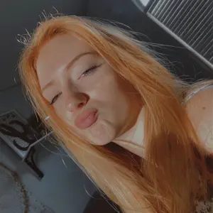 Profile Picture of Lily (@lilyrholmes) on Tiktok