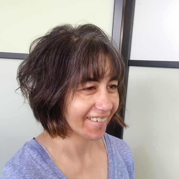 Profile Picture of Pauline Latour (@paulinelatour) on Poshmark