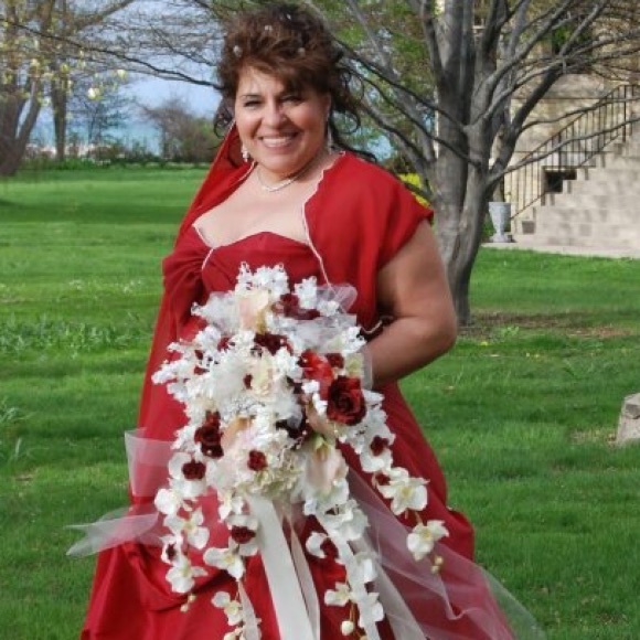 Profile Picture of Debra Leineweber (@countrywestern1) on Poshmark