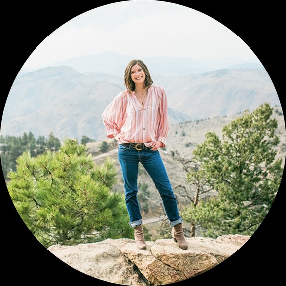 Profile Picture of Christina Kiffney (@ckiffney) on Poshmark