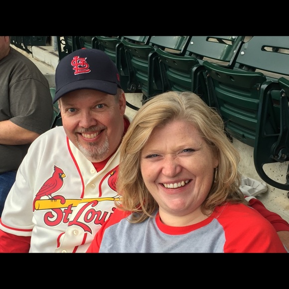 Profile Picture of Amy Marsh (@msmarsh2001) on Poshmark