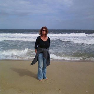 Profile Picture of Lori Hony (@lori.hony.1) on Facebook